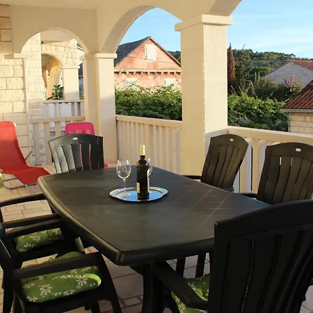 Marjana Apartman Supetar