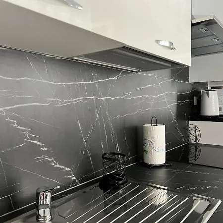 Marjana Apartman *